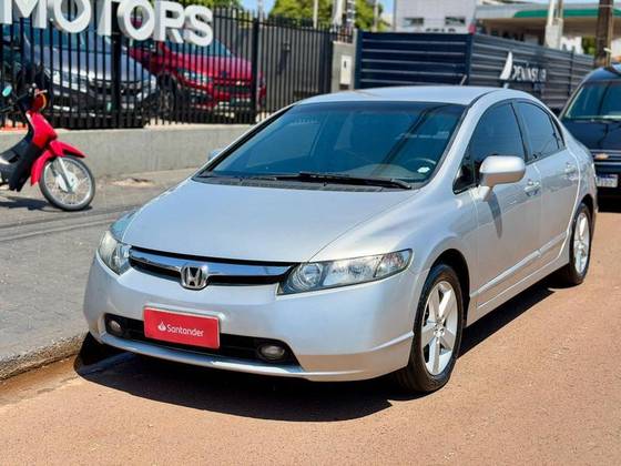 HONDA CIVIC 1.8 LXS 16V GASOLINA 4P AUTOMÁTICO